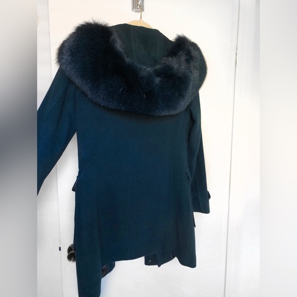 Trina Turk - Teal wool coat with fur trimmed hood - Picture 4 of 10